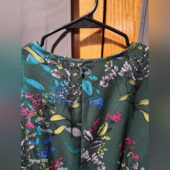 Banana Republic Floral Green Dress - Picture 8 of 9